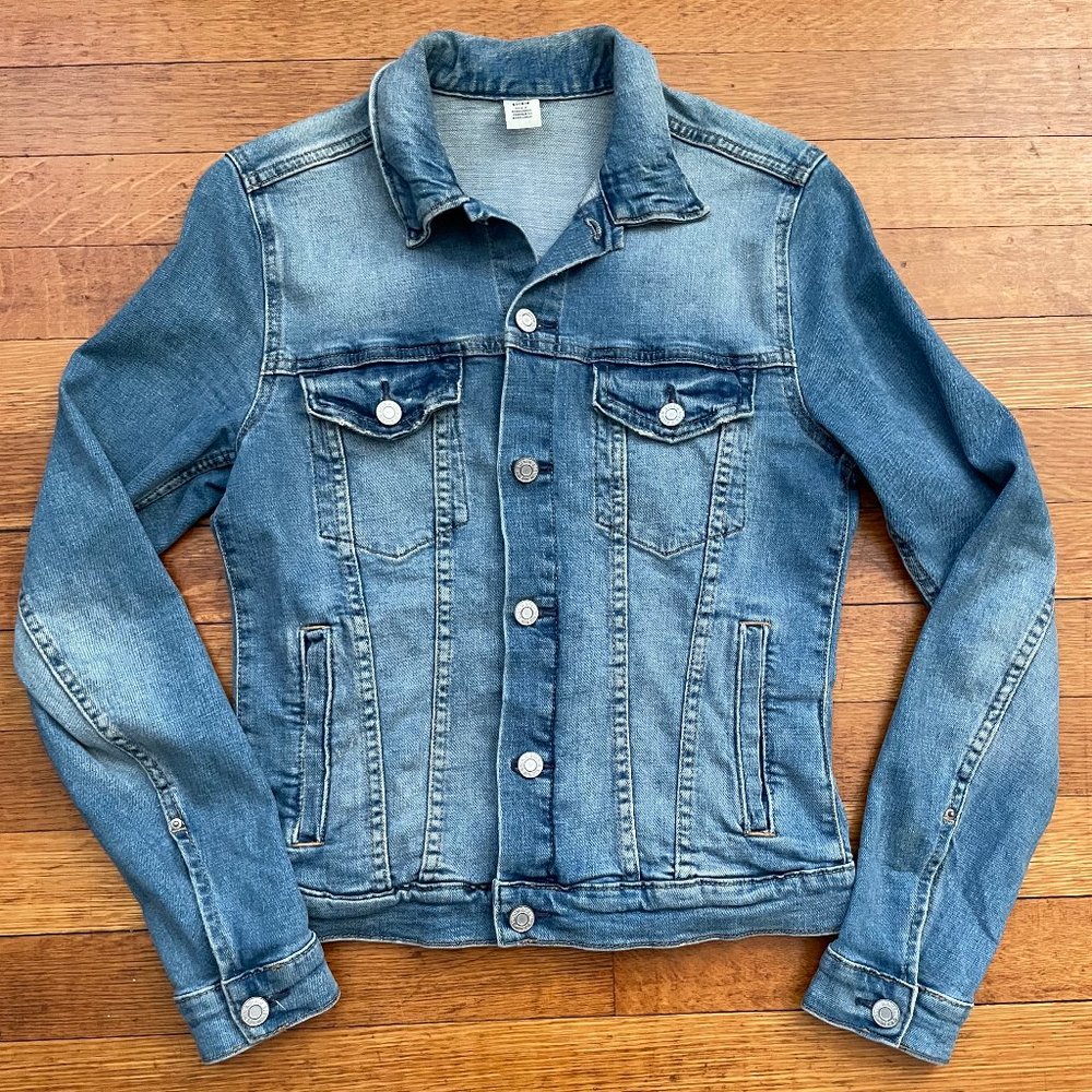 H&M Stretchy Jean Jacket Size 8